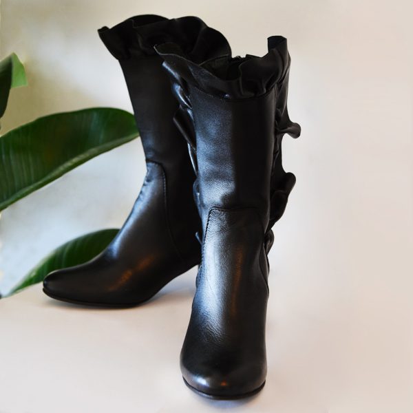 Leather Boots with Ruffles and Cylindrical Heel by Small Shoes by Cristina Correia