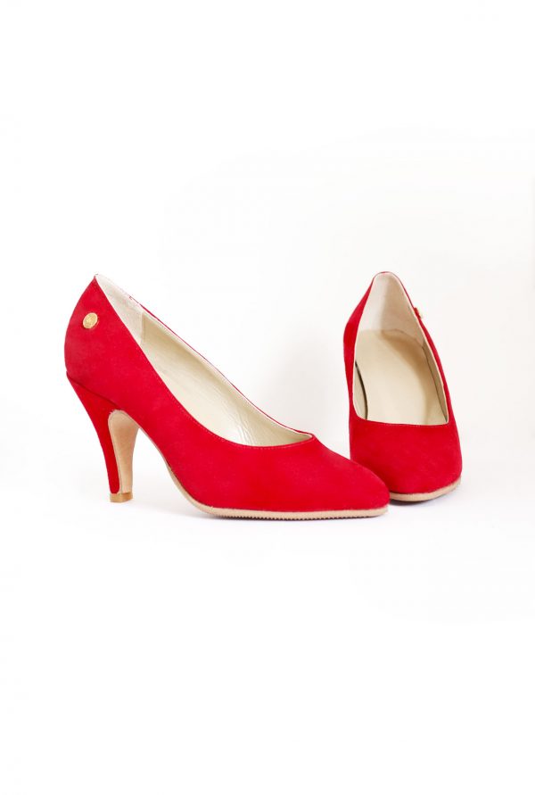 Red Pointy Heels in small sizes
