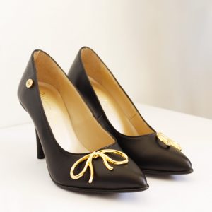 Black Pointy Shoes with Thin Heel in Small Sizes for Women